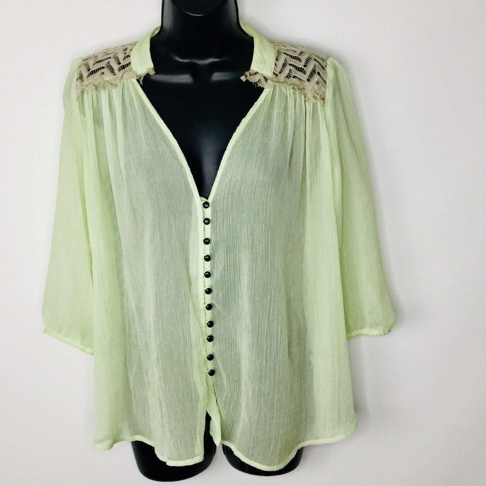 BKE Boutique Blouse Womens M V neck Boho Lace Back Button Front FLAW - Picture 1 of 8